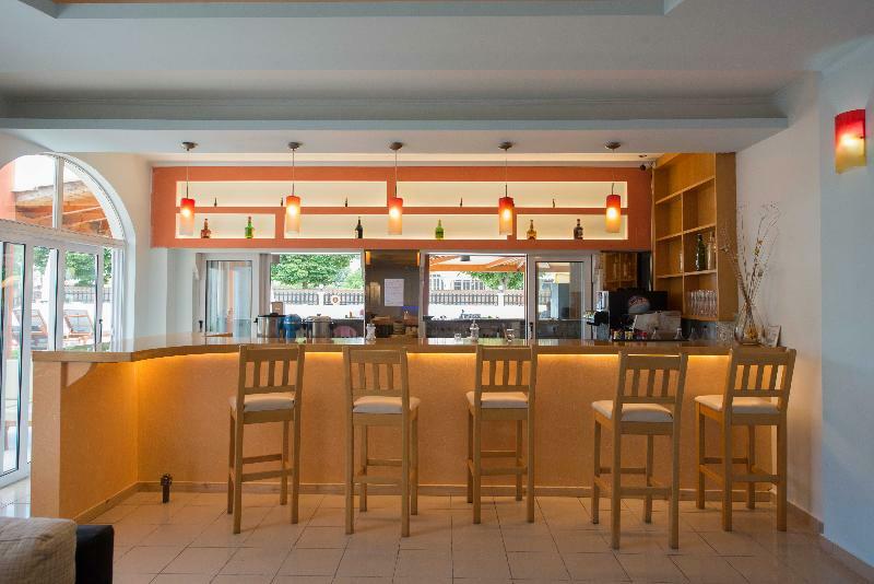 Silver Beach Hotel And Annexe Apartments (Adults Only) Roda  Zewnętrze zdjęcie