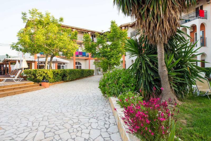 Silver Beach Hotel And Annexe Apartments (Adults Only) Roda  Zewnętrze zdjęcie